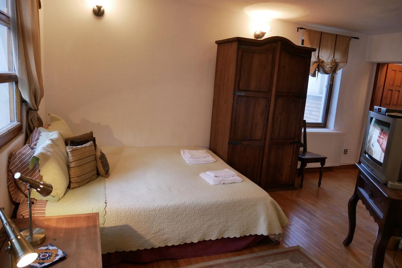 Castle Cottage Bed & Breakfast بيلوغرادتشيك المظهر الخارجي الصورة